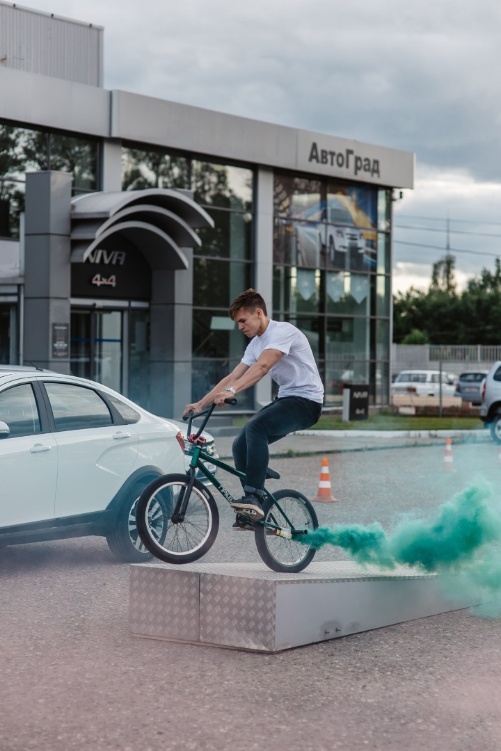 В салоне «АвтоГрад» стартовали продажи LADA Vesta Cross