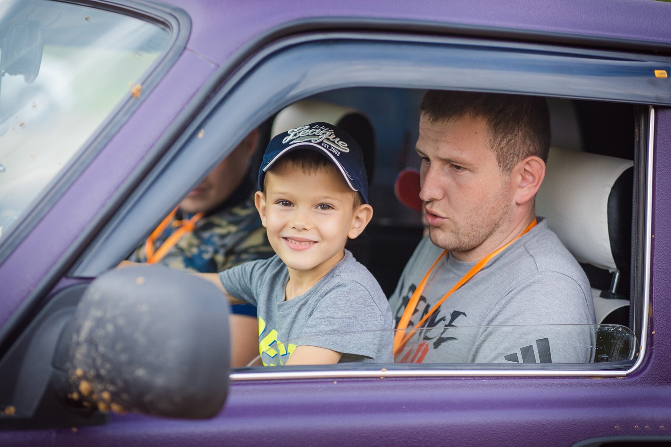 15 ИЮЛЯ НА КАРЬЕРАХ В КОНСТАНТИНОВКЕ ОТМЕТИЛИ ЮБИЛЕЙ LADA 4X4.